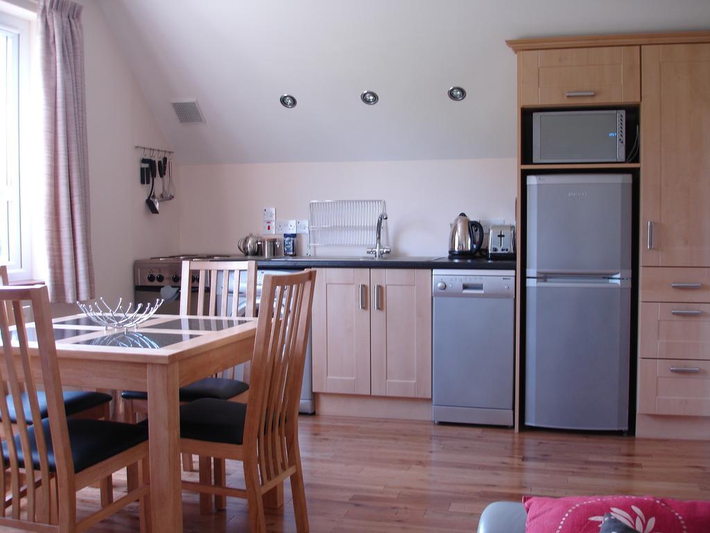 Country Garden House Holiday Homes Баллимони Номер фото